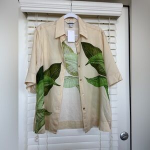 🆕Women’s H&M studio shirt